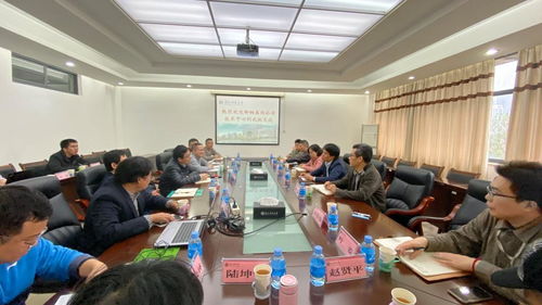 廣西柳州鋼鐵集團技術(shù)交流中心到我校開展校企合作交流