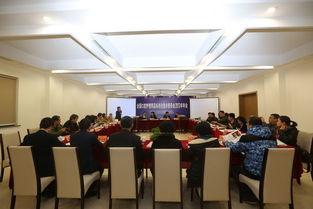 全國(guó)口腔標(biāo)委會(huì)在隆力奇召開會(huì)議 并參觀隆力奇智能化新工廠