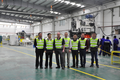 強(qiáng)強(qiáng)聯(lián)手，共探金屬包裝新未來 美國波爾制罐集團(tuán)再度到訪斯萊克考察與技術(shù)交流